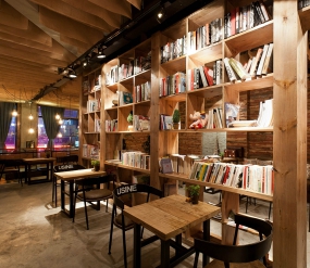 茶餐廳空間設(shè)計效果圖