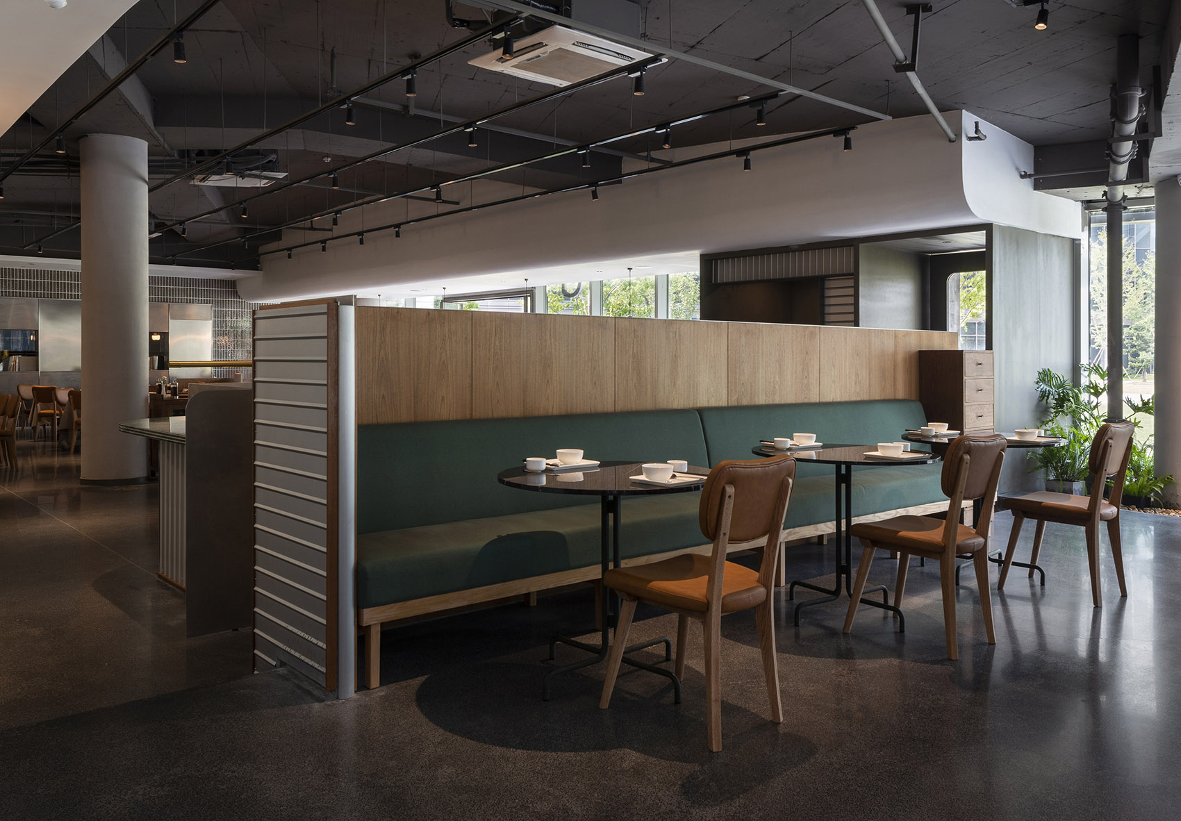 飯店設(shè)計(jì)案例圖,飯店設(shè)計(jì)布局圖