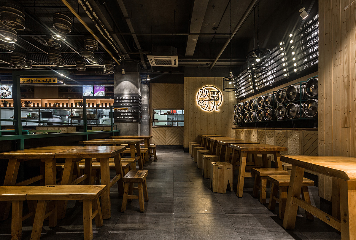 烤肉店空間設(shè)計(jì)布局圖,燒烤店裝修設(shè)計(jì)效果圖