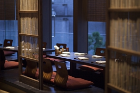 簡約飯店空間設(shè)計(jì)布局圖,簡約飯店設(shè)計(jì)效果圖