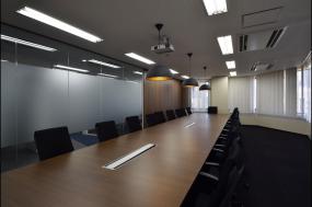 現(xiàn)代簡約辦公室頂面裝修效果圖賞析