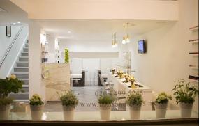 美甲店室內(nèi)吊燈裝修效果圖片欣賞
