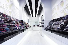 商場化妝品店設(shè)計(jì)效果圖欣賞
