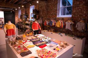 2018童裝店室內(nèi)展示設(shè)計(jì)裝修效果圖