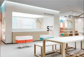 童裝店室內柜子設計效果圖片