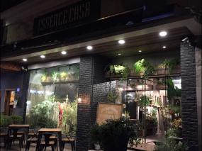 女服裝店復(fù)式室內(nèi)裝修效果圖大全