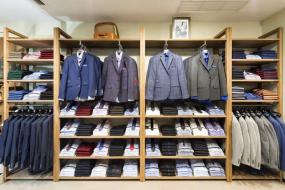 男服裝店背景墻設(shè)計(jì)裝修效果圖片大全