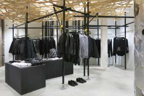 男士服裝店室內(nèi)裝修效果圖欣賞