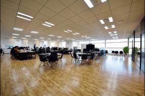 員工辦公室工裝裝修效果圖片大全