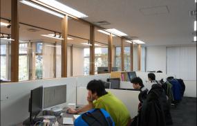 最新辦公室室內(nèi)吊頂設(shè)計裝修效果圖片