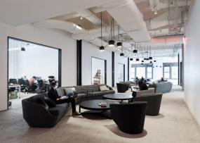 普通企業(yè)辦公室裝修圖