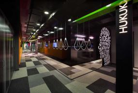 最新科技公司辦公室裝飾實景圖