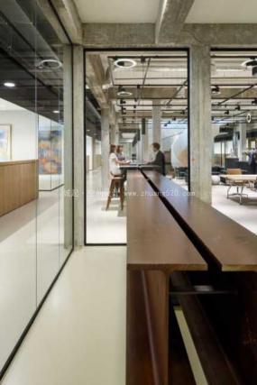 化工企業(yè)辦公室室內(nèi)裝修實(shí)景圖