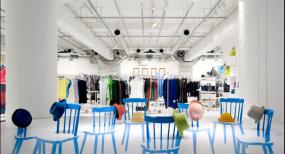 服裝店櫥窗裝修高清效果圖