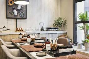 外國(guó)美甲店裝修高清圖片大全