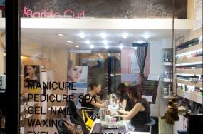 國(guó)外美甲店裝修高清圖片大全