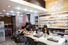 國(guó)外美甲店裝修方案效果圖