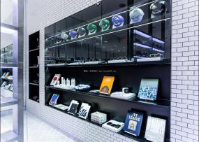 男裝專賣店裝飾設(shè)計(jì)效果圖大全