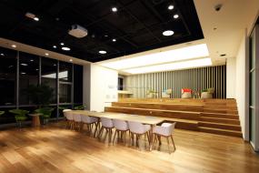 辦公室強(qiáng)化木地板設(shè)計與裝修效果圖大全