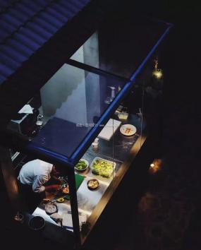 LOFT風(fēng)格餐廳裝潢圖片