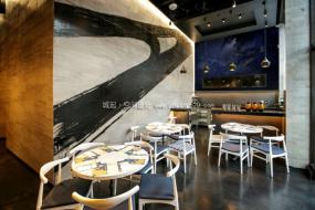 工業(yè)風格餐廳裝飾效果圖