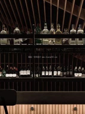 工業(yè)風(fēng)格酒吧裝飾效果圖