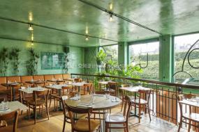 酒店自助餐廳裝潢效果圖
