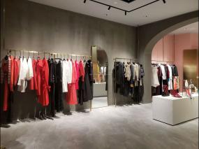 特色服裝店裝修高清效果圖