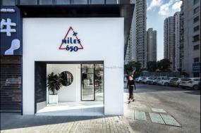 韓國服裝店裝修裝潢效果圖