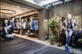 高檔個性服裝店裝修圖片
