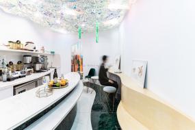 最新奶茶店設(shè)計(jì)裝修圖片
