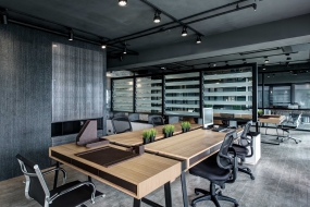 現(xiàn)代工業(yè)企業(yè)辦公室設計