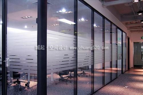 <a href=http://tt45tt.cn target=_blank class=infotextkey>辦公室裝修</a>玻璃選擇